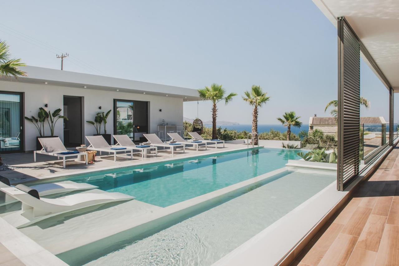 Villa Lydia I Superb Views, Two Pools, Next To The City Kíssamos Exterior foto